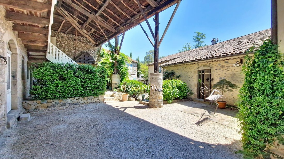 Estate in Centre Ville, Aubenas, France 5 - 18185512