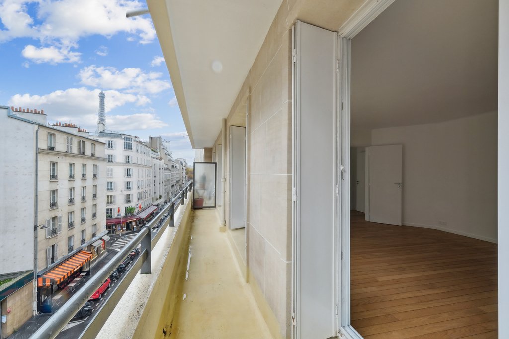 Apartment in Gros Caillou, Paris 7e Arrondissement, Paris 1 - 18182442