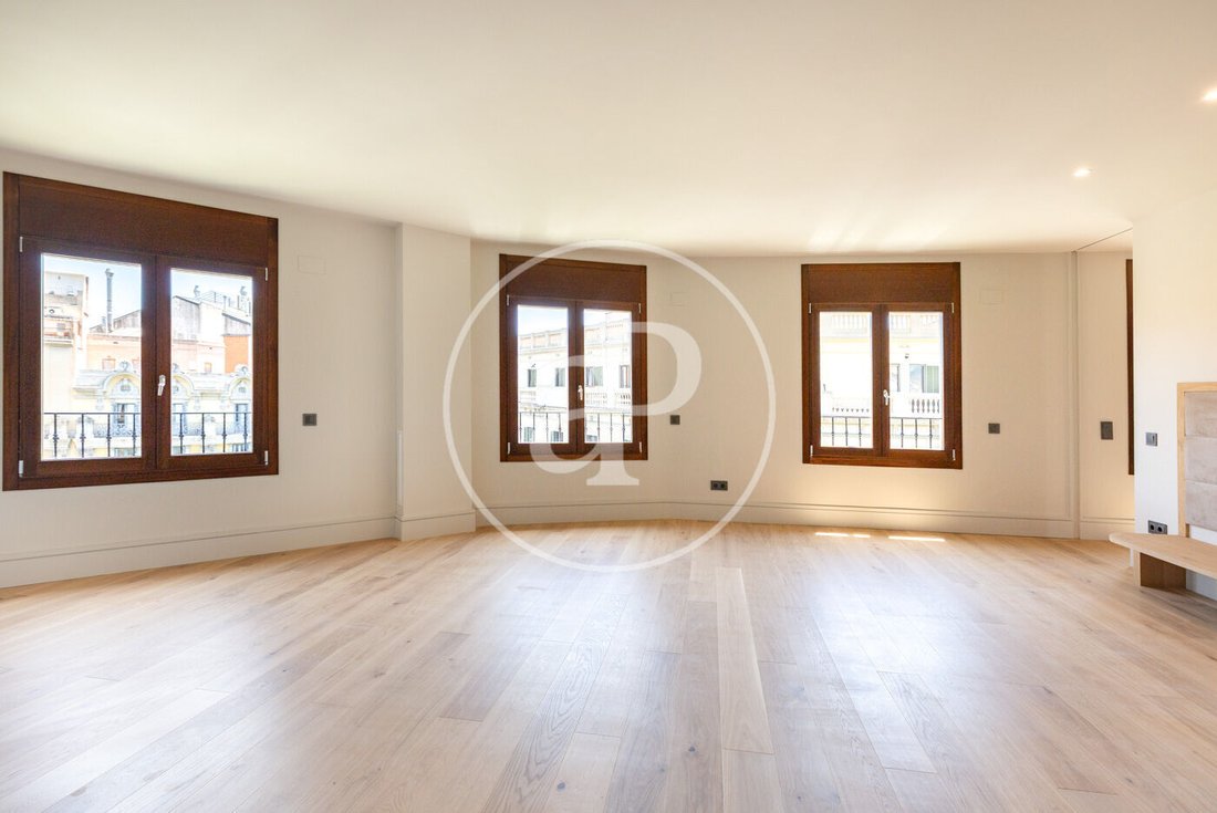 Apartment in Eixample, Barcelona, Spain 2 - 16920561