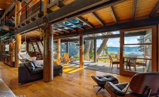 House in Hope, Idaho, United States 1