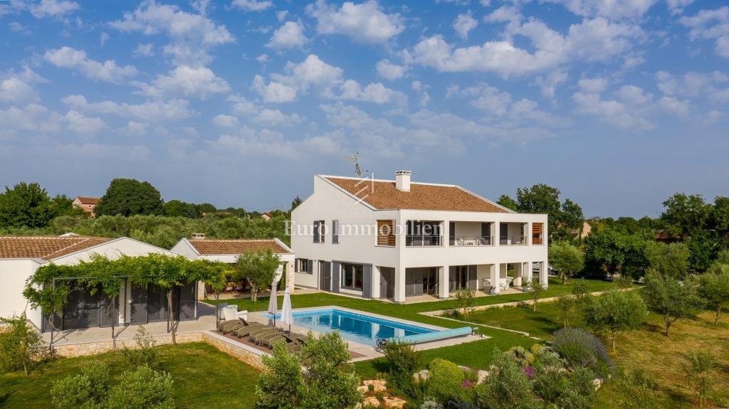 House in Svetvincenat, Istria County, Croatia 5 - 18185328