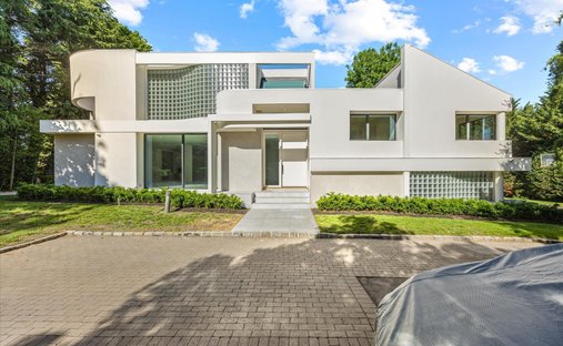 House in Kings Point, New York, United States 1