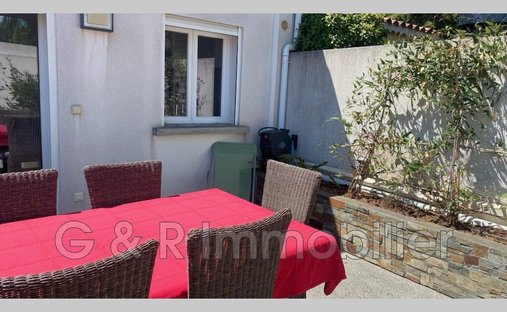 Villa in Sanary-sur-Mer, Provence-Alpes-Côte d'Azur, France 1