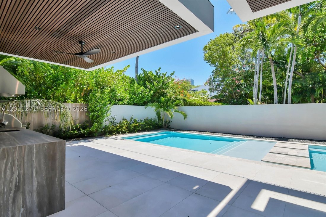 House in Miami, Florida, United States 4 - 17824091