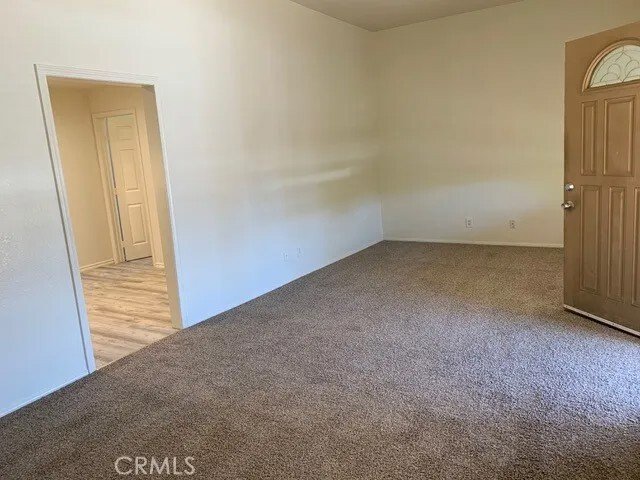 Pomona, California, United States 4 - 18184851