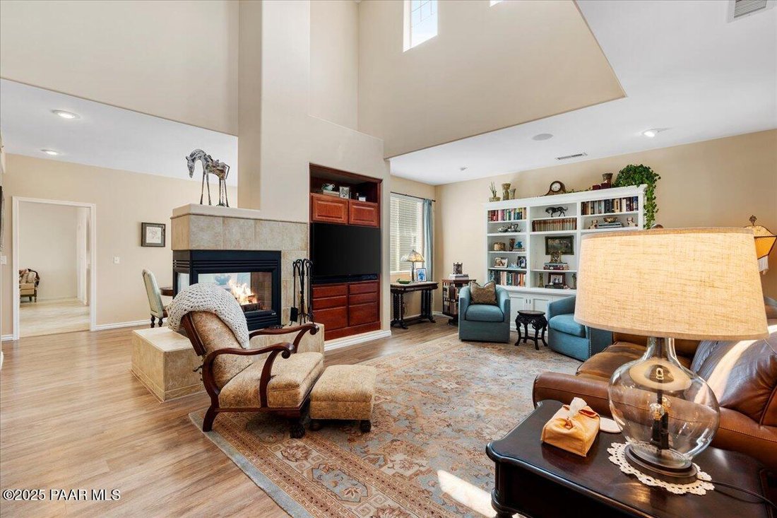 Prescott Valley, Arizona, United States 4 - 18182569