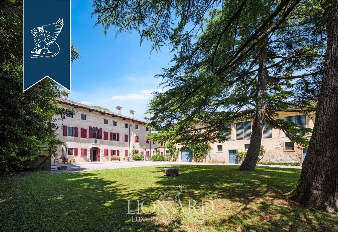 Villa in Santa Maria la Longa, Friuli – Venezia Giulia, Italy 2 - 18185351