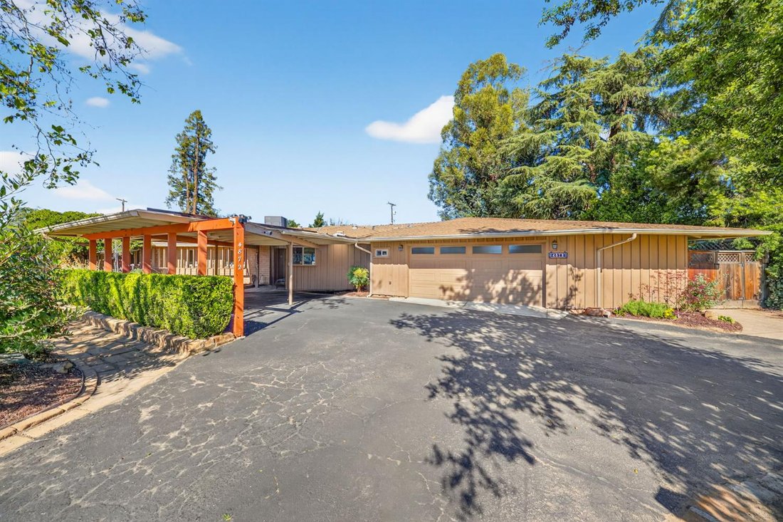 House in Fresno, California, United States 2 - 18183576