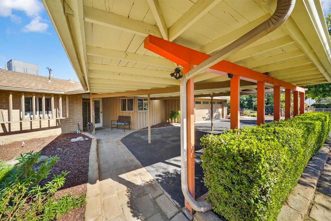 House in Fresno, California, United States 4 - 18183576