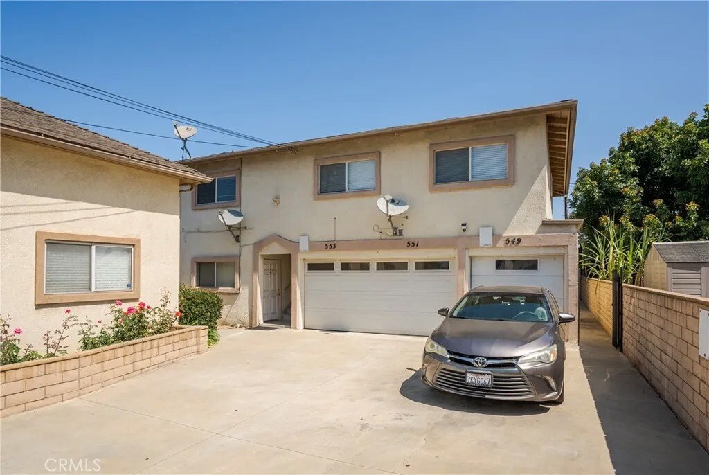 Pomona, California, United States 2 - 18184851