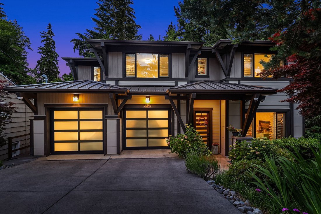 Mercer Island, Washington, United States 1 - 18186330