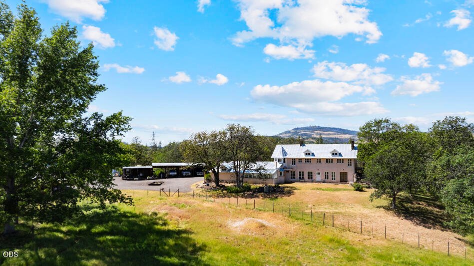 House in Eagle Point, Oregon, United States 1 - 18184768