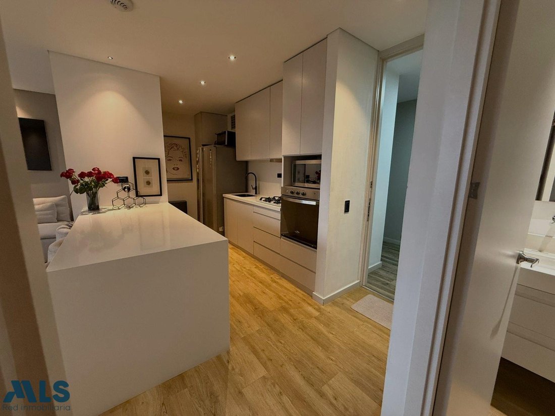 Apartment in Medellín, Antioquia, Colombia 3 - 18182208