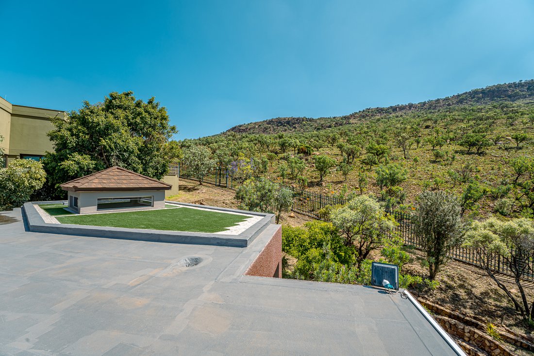 House in Featherbrooke Estate, Gauteng, South Africa 4 - 18182970