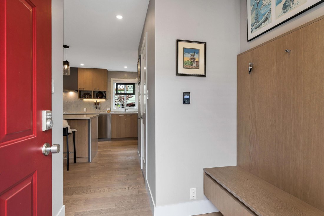 Townhouse in Victoria, British Columbia, Canada 4 - 18186308