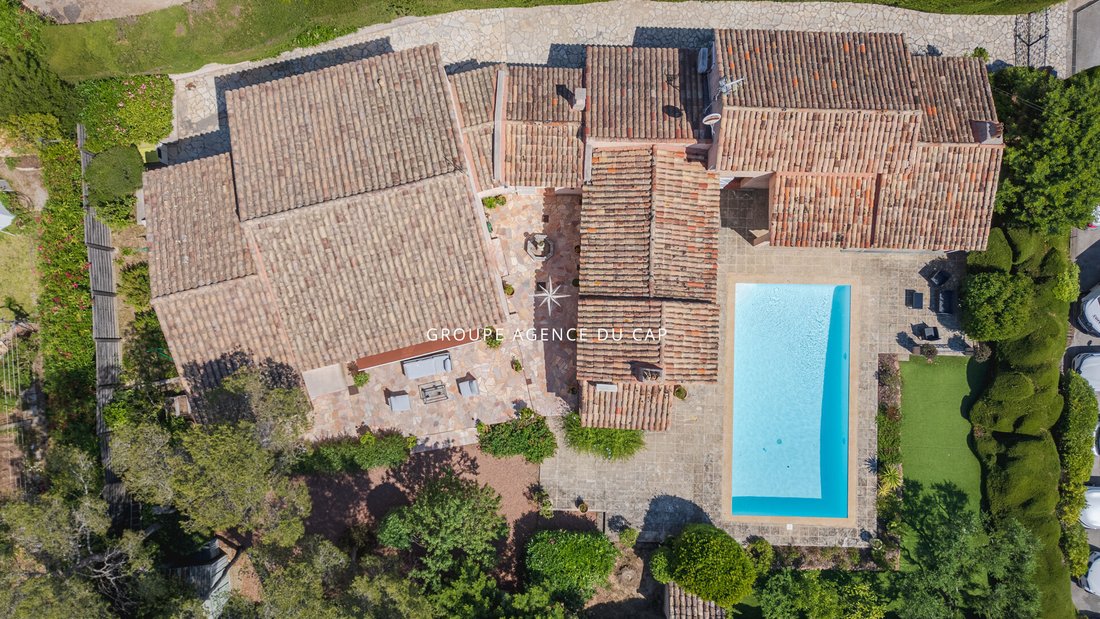 Villa in Boulouris, Saint-Raphaël, France 4 - 18182791