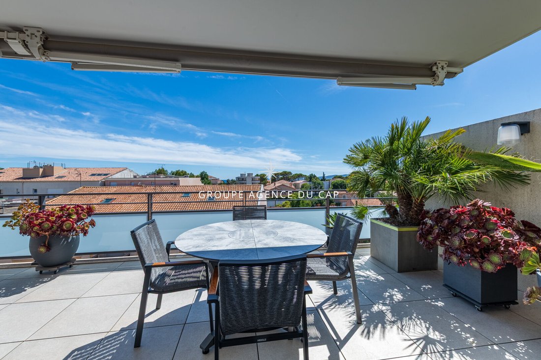 Apartment in Plateau Notre Dame Sud-Bord de mer-Beaurivage, Saint-Raphaël, France 2 - 18182823