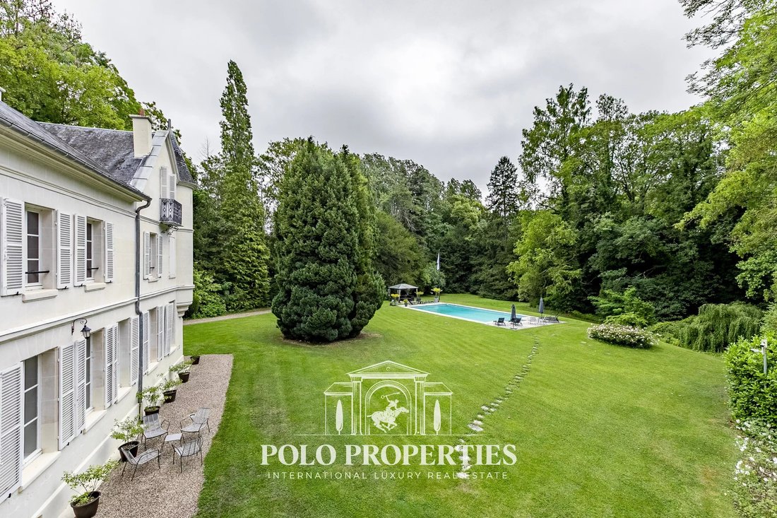 Estate in Bury, Hauts-de-France, France 4 - 18182466