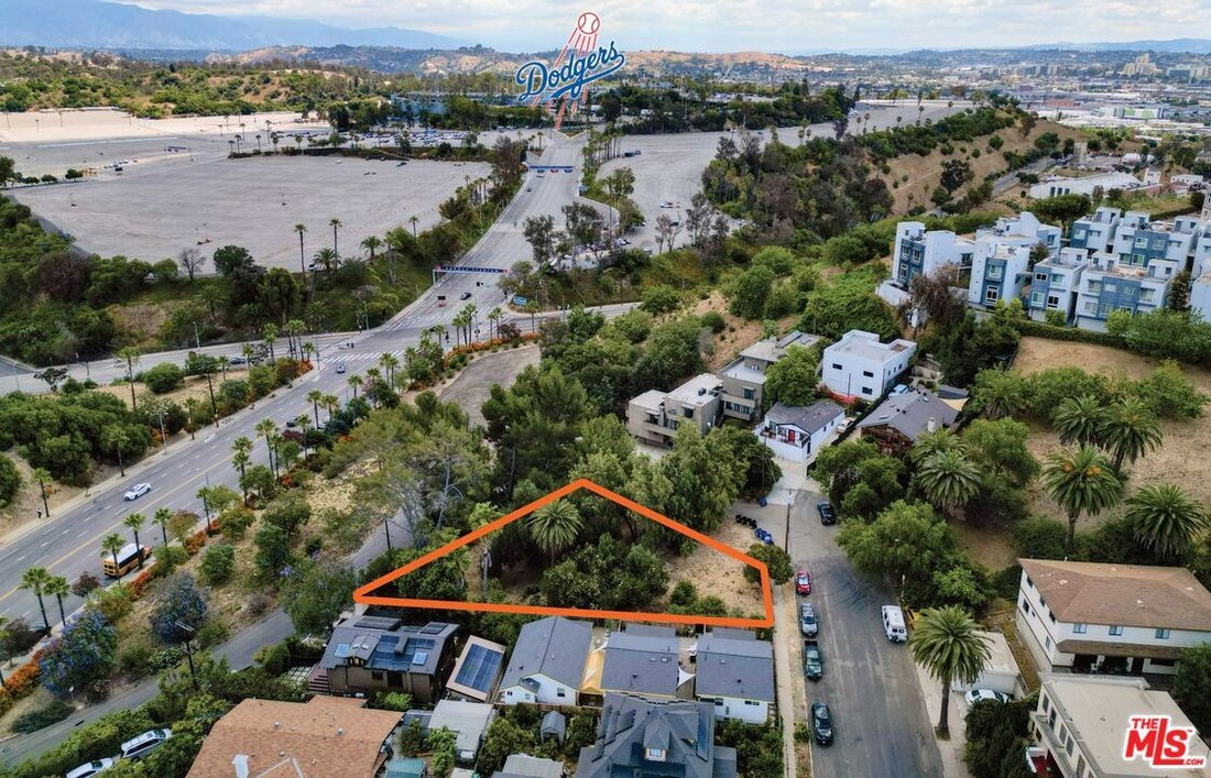 Land in Los Angeles, California, United States 1 - 18184448