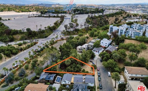 Land in Los Angeles, California, United States 1