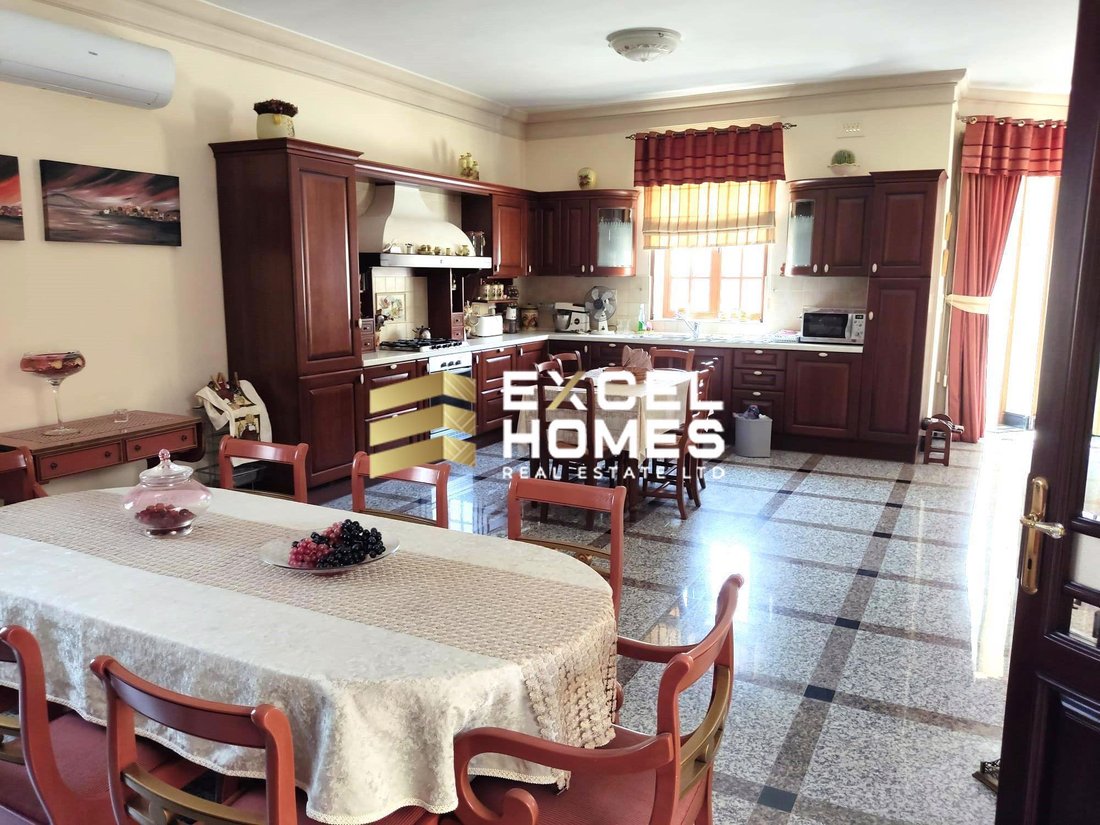 Bungalow in Iklin, Malta 3 - 15839090
