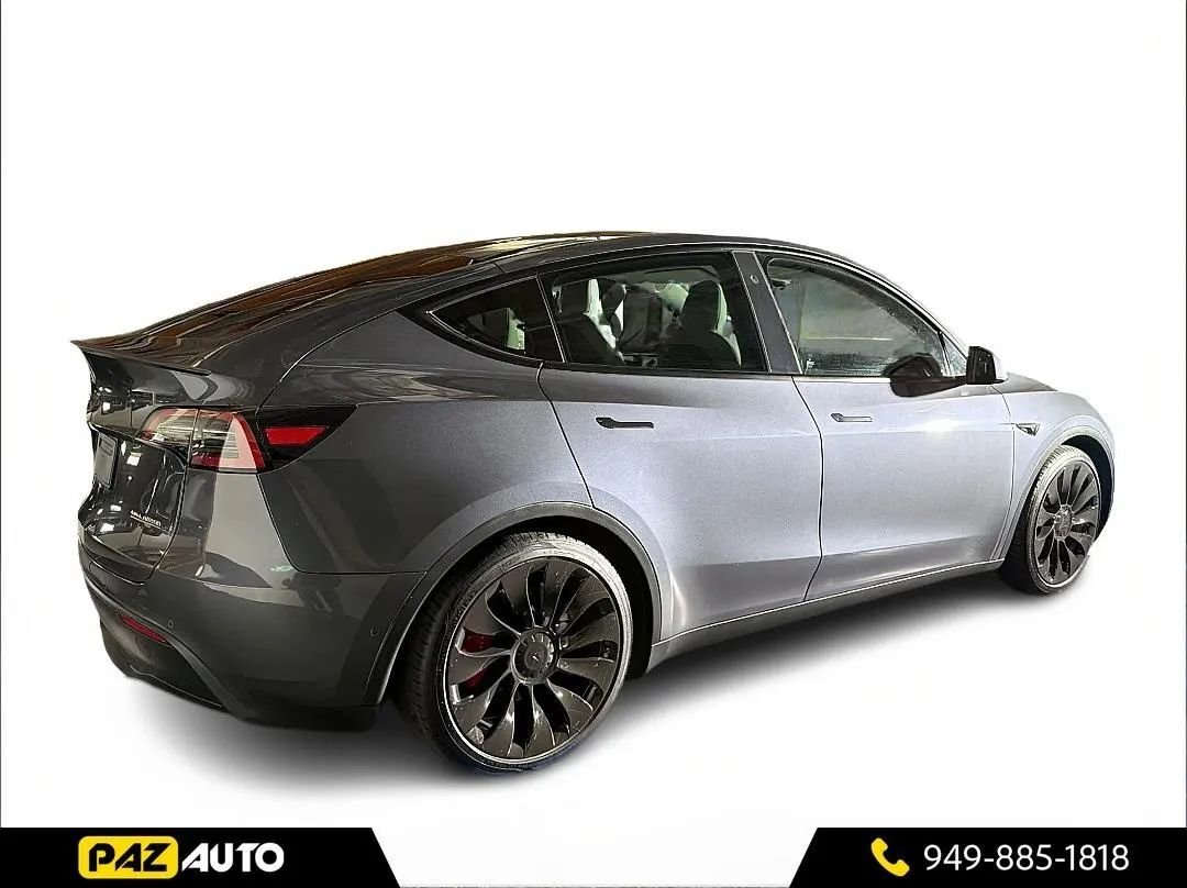 Suv in Laguna Hills, CA, United States 5 - 18185669