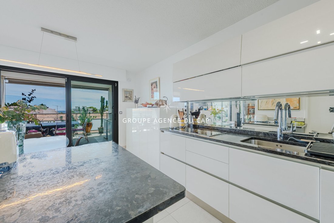 Apartment in Plateau Notre Dame Sud-Bord de mer-Beaurivage, Saint-Raphaël, France 5 - 18182827