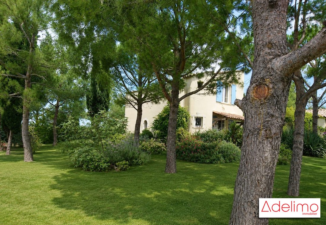 Country House in Fontvieille, Provence-Alpes-Côte d'Azur, France 3 - 17460784