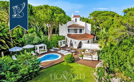 Villa in Pula, Sardinia, Italy 1