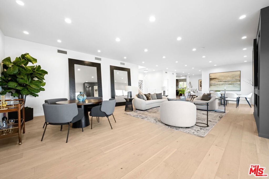 House in Los Angeles, California, United States 4 - 18185001