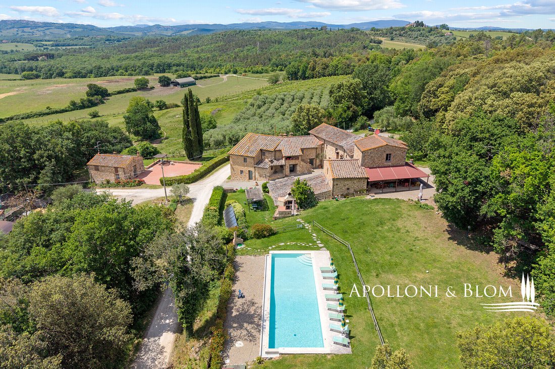 House in Colle di Val d'Elsa, Tuscany, Italy 1 - 18185022