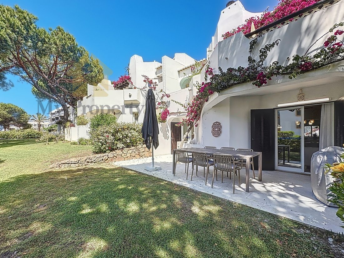 Apartment in Olhos de Agua, Algarve, Portugal 1 - 18185454