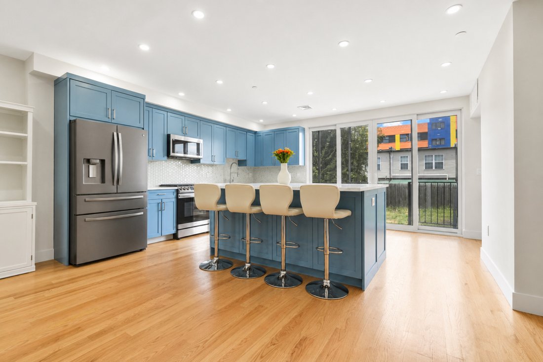 House in New York, New York, United States 5 - 18183261