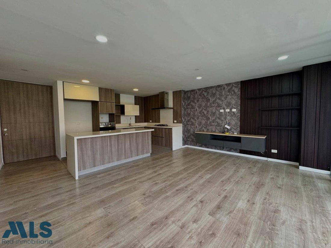 Apartment in Envigado, Antioquia, Colombia 2 - 18182206
