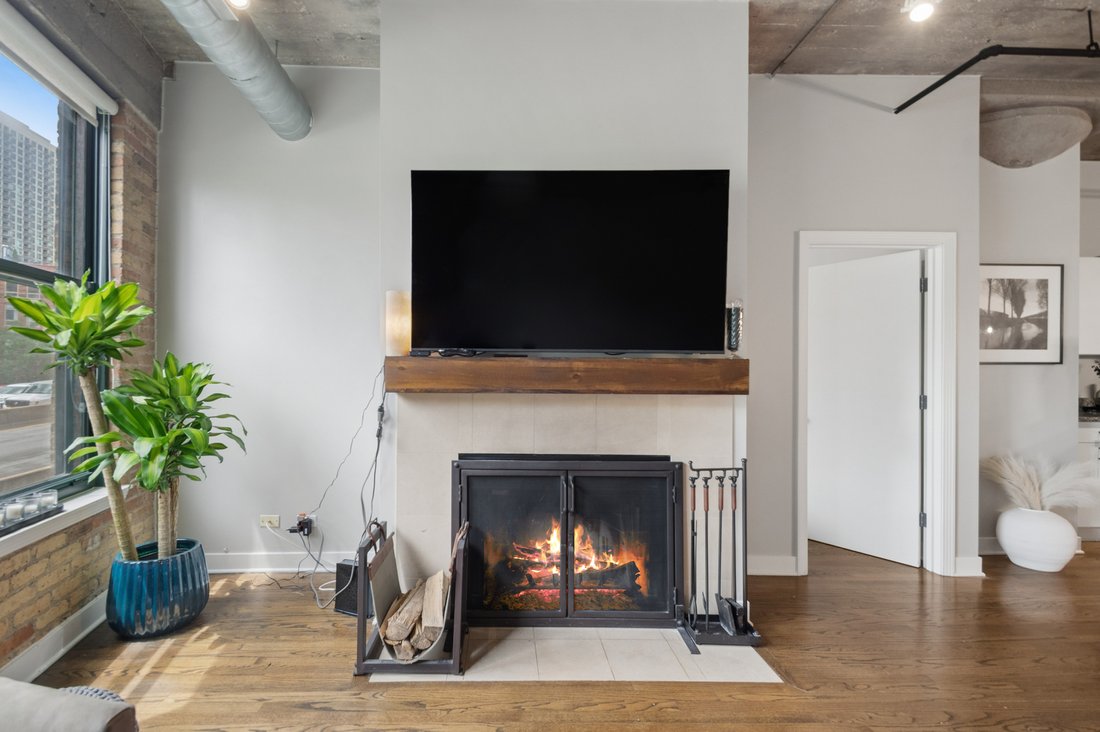 Condo in Chicago, Illinois, United States 5 - 18184526