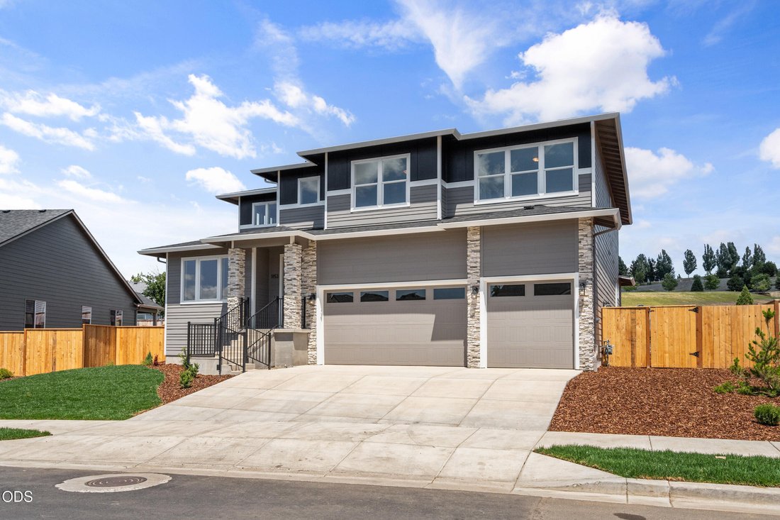 House in Eagle Point, Oregon, United States 2 - 17135082