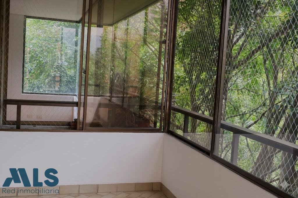 Apartment in Medellín, Antioquia, Colombia 3 - 18182176