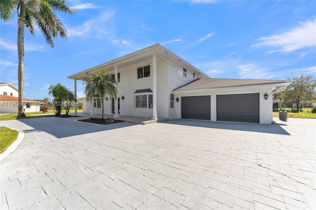 House in Davie, Florida, United States 2 - 17059411