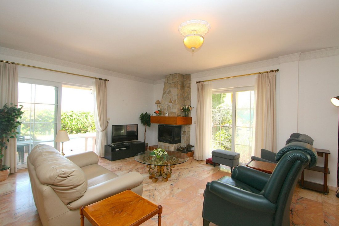 Villa in Fuengirola, Andalusia, Spain 2 - 11284081