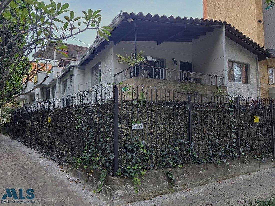 House in Medellín, Antioquia, Colombia 1 - 18182217