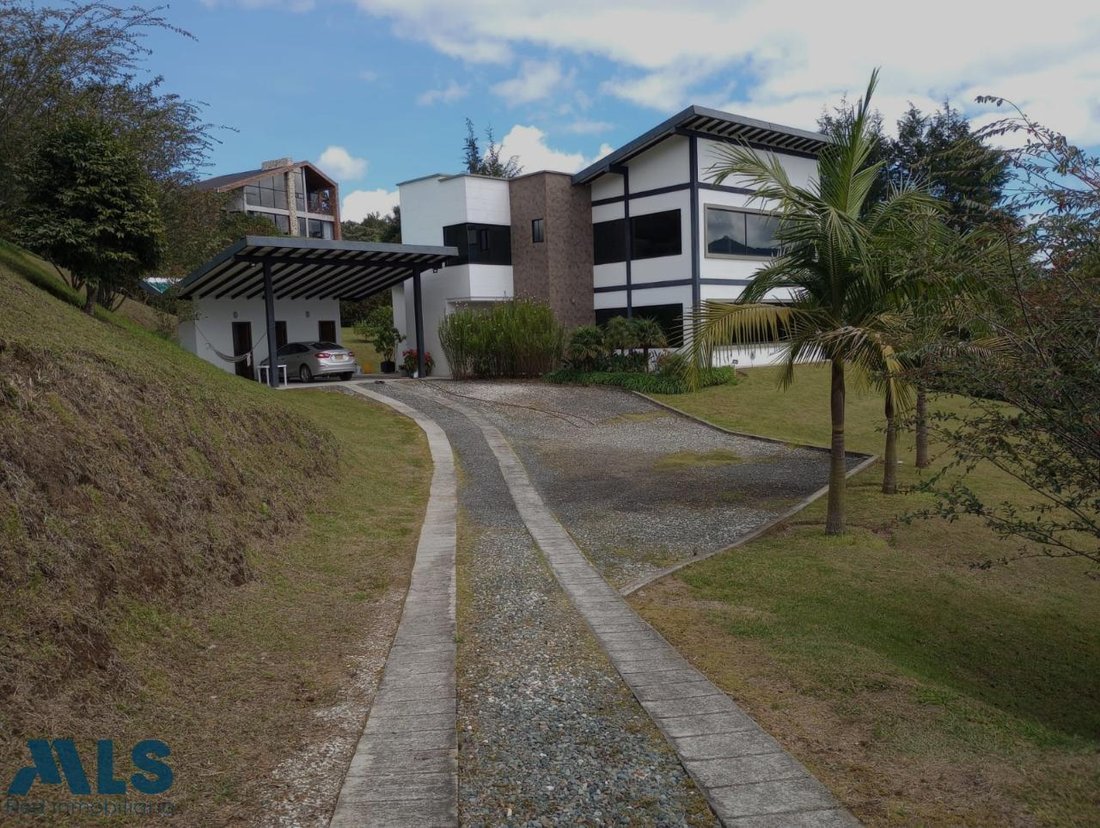 House in La Ceja, Antioquia, Colombia 4 - 18182258