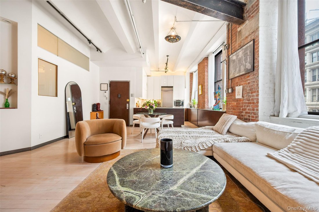 Co Op in New York, New York, United States 1 - 18183948