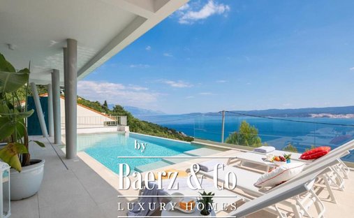 Villa in Grad Omis, Split-Dalmatia County, Croatia 1