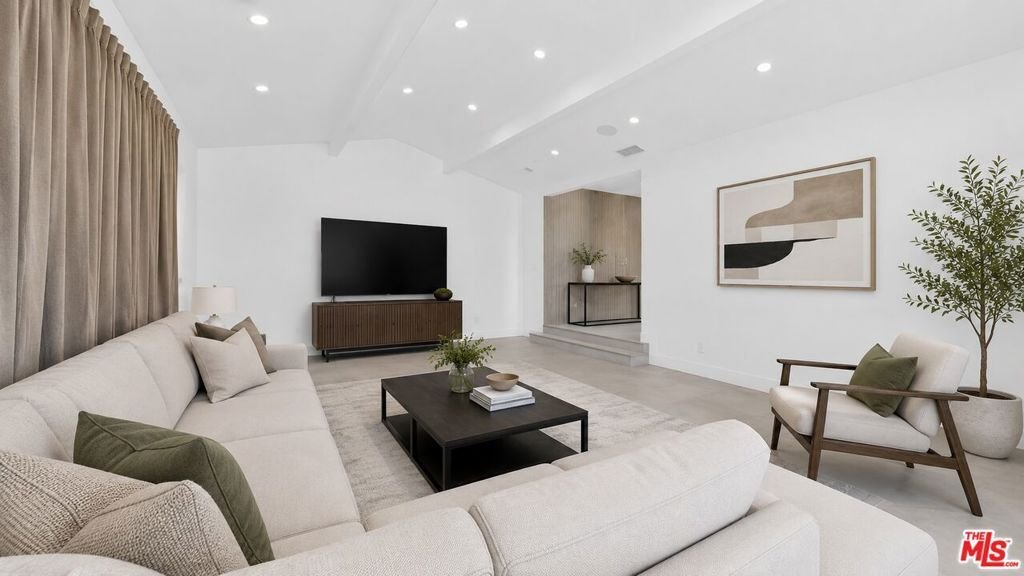 House in Los Angeles, California, United States 4 - 18147811