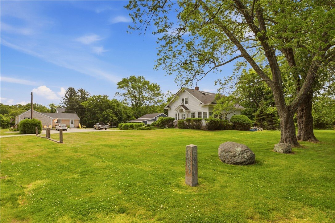 Tiverton, Rhode Island, United States 2 - 18184821