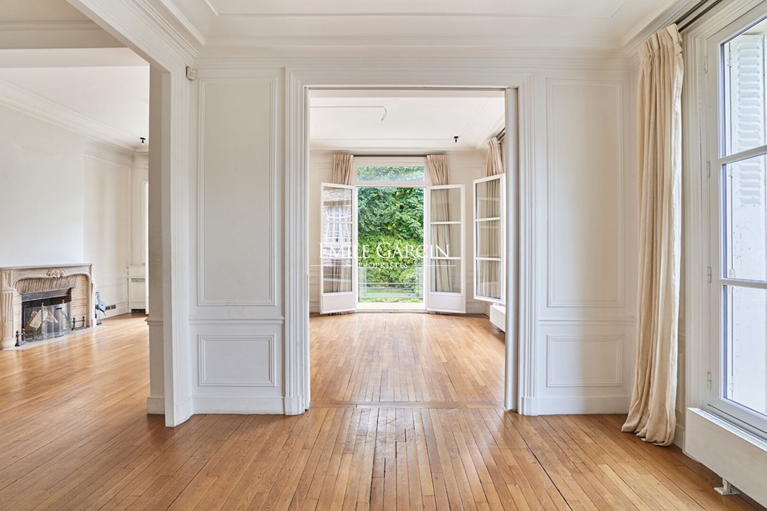 Villa in La Plaine des Sablons, Neuilly-sur-Seine, France 3 - 15955519