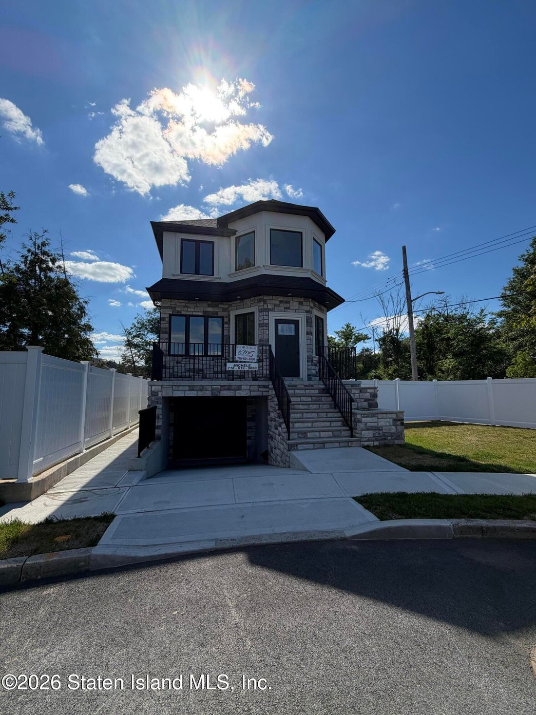 House in New York, New York, United States 3 - 17518361