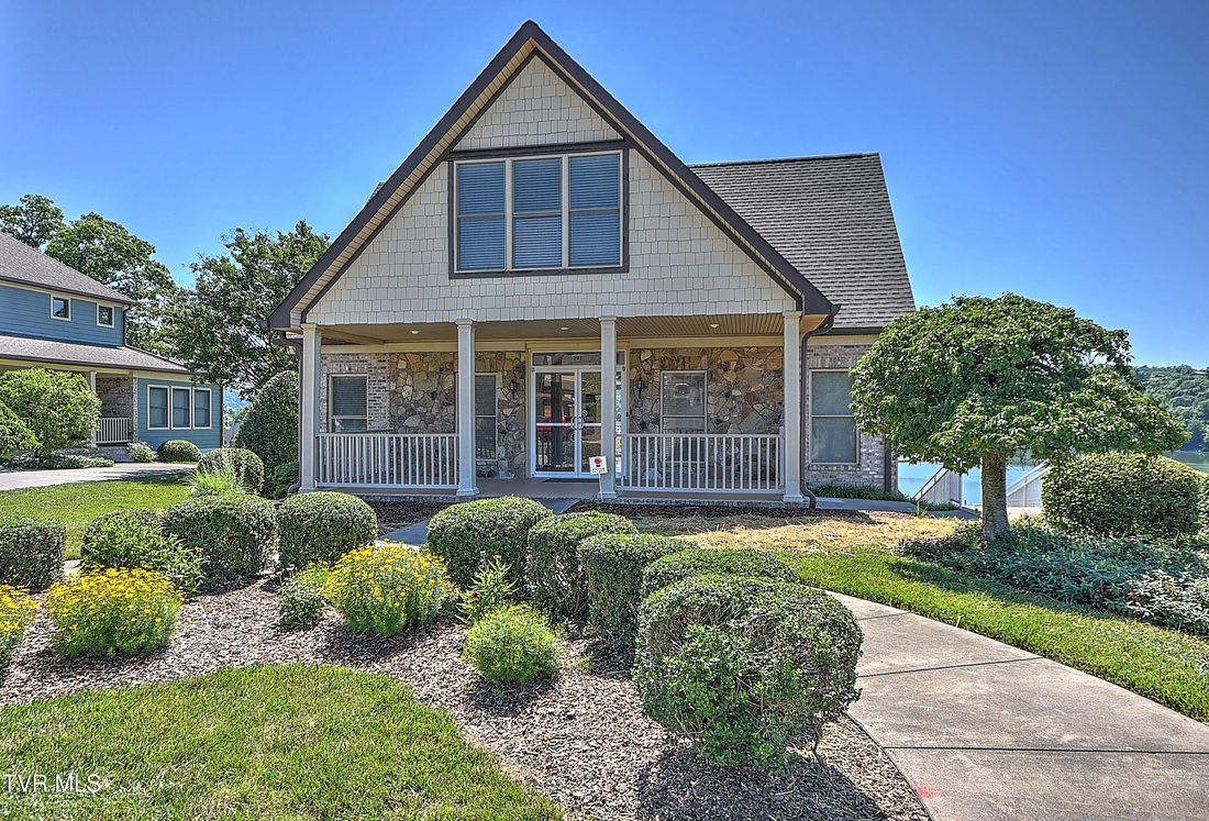 House in Elizabethton, Tennessee, United States 4 - 18184183