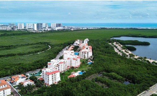 Villa in Cancún, Quintana Roo, Mexico 1