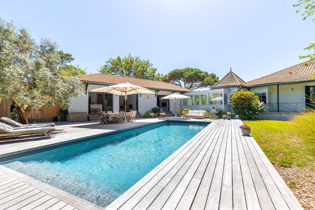 House in Centre Ville, Gujan-Mestras, France 2 - 18112365